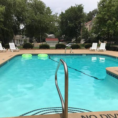 Cozy 3-Bed Athens Getaway, Right Near Uga! Apartment Luaran gambar