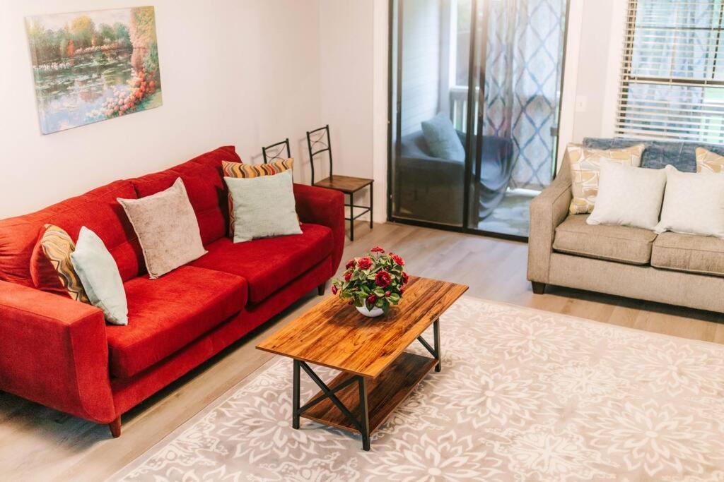 Cozy 3-Bed Athens Getaway, Right Near Uga! Apartment Luaran gambar
