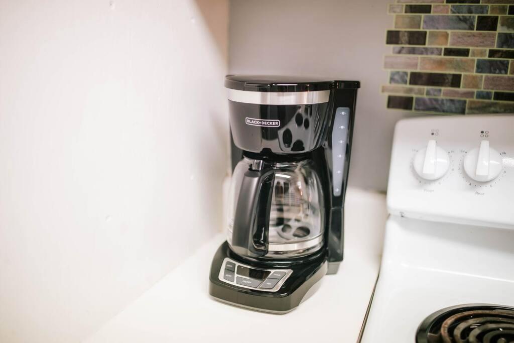 Cozy 3-Bed Athens Getaway, Right Near Uga! Apartment Luaran gambar